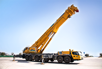 The longest 90.5m main boom at the same level + 2100t.m + multi-mode super lift, all-round XCA700